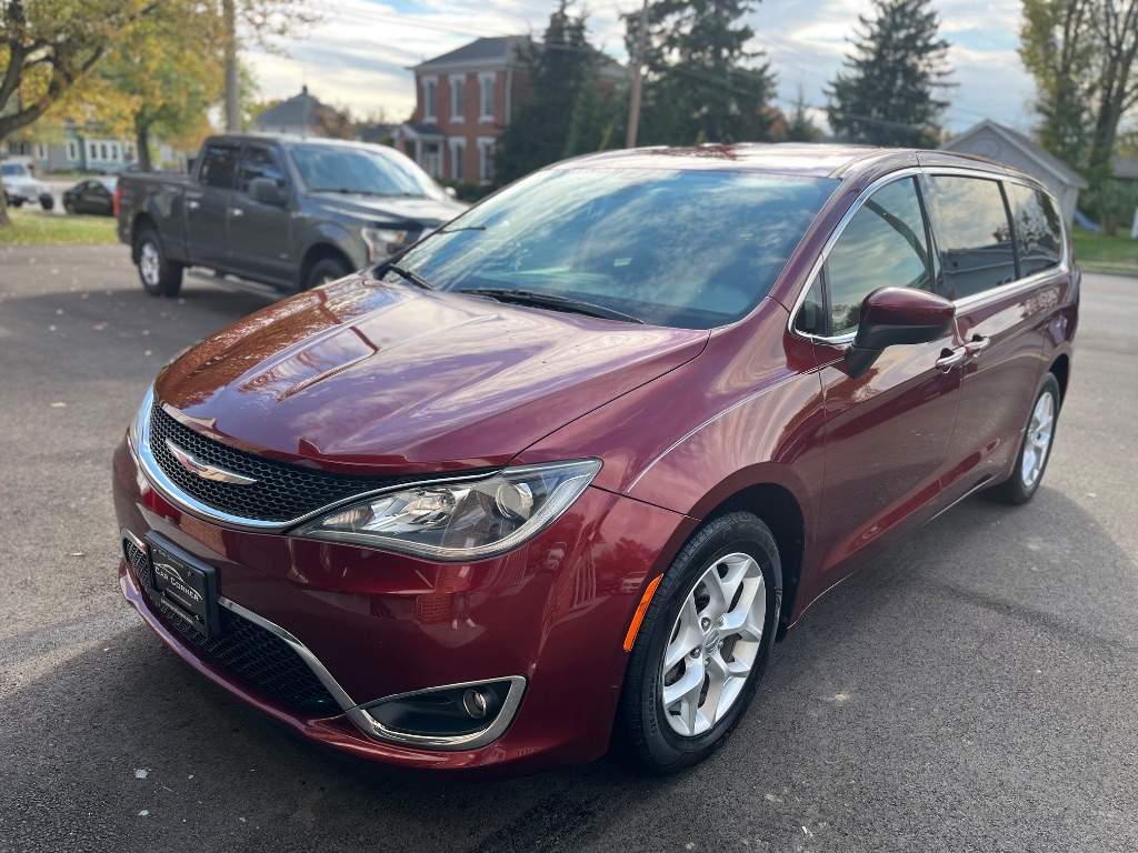2017 Chrysler Pacifica Touring Plus