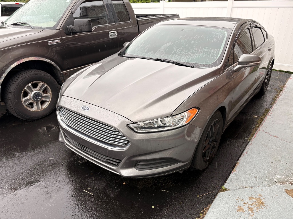2013 Ford Fusion SE I4 FWD's photo