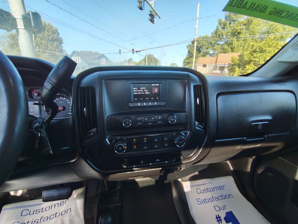 GMC Sierra photo 10
