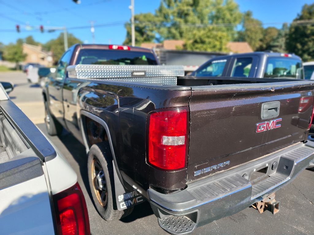 GMC Sierra photo 4