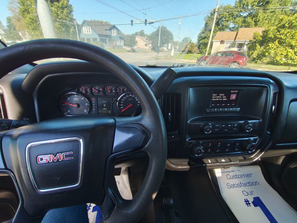 GMC Sierra photo 8