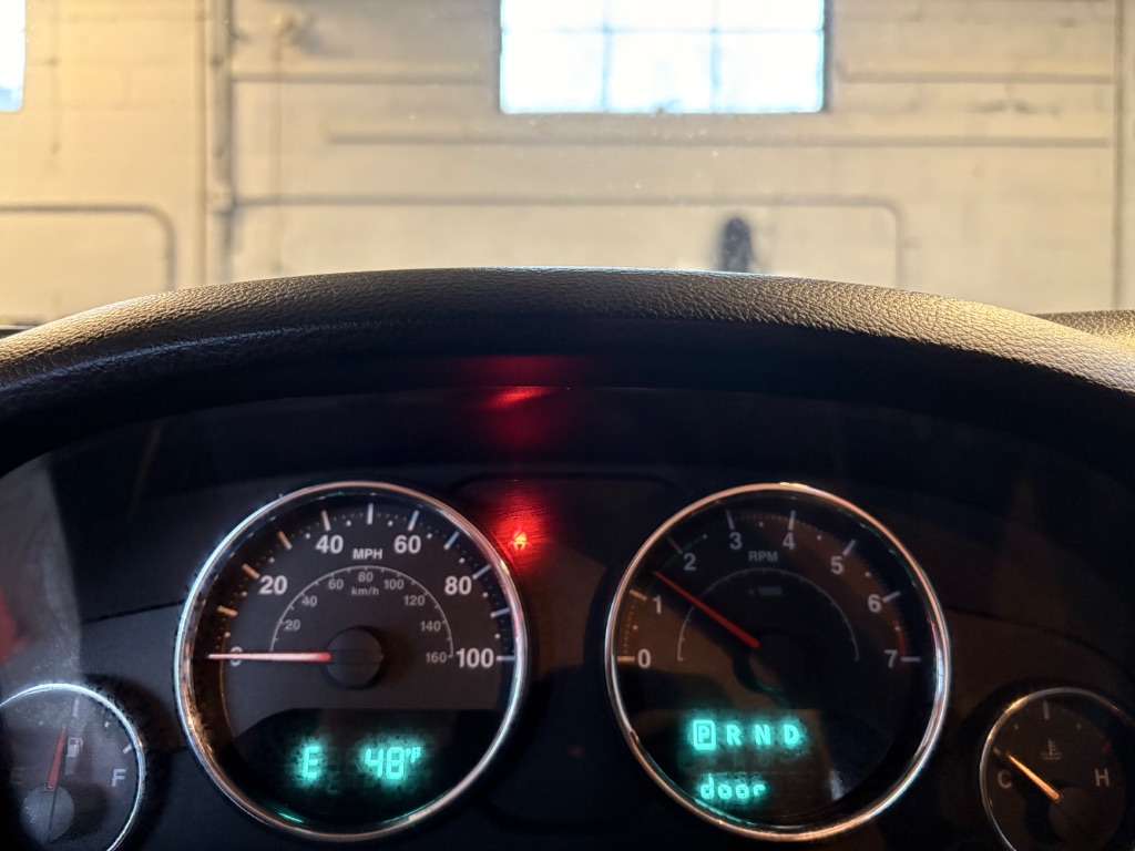2017 Jeep Wrangler Unlimited Sahara - Photo 9