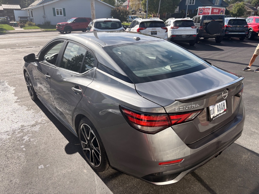 Nissan Sentra photo 4